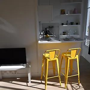  Apartment Cosy